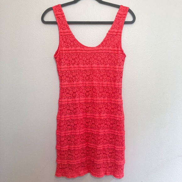 Forever 21 Red Lace Mini Dress Size:L - Picture 2 of 6